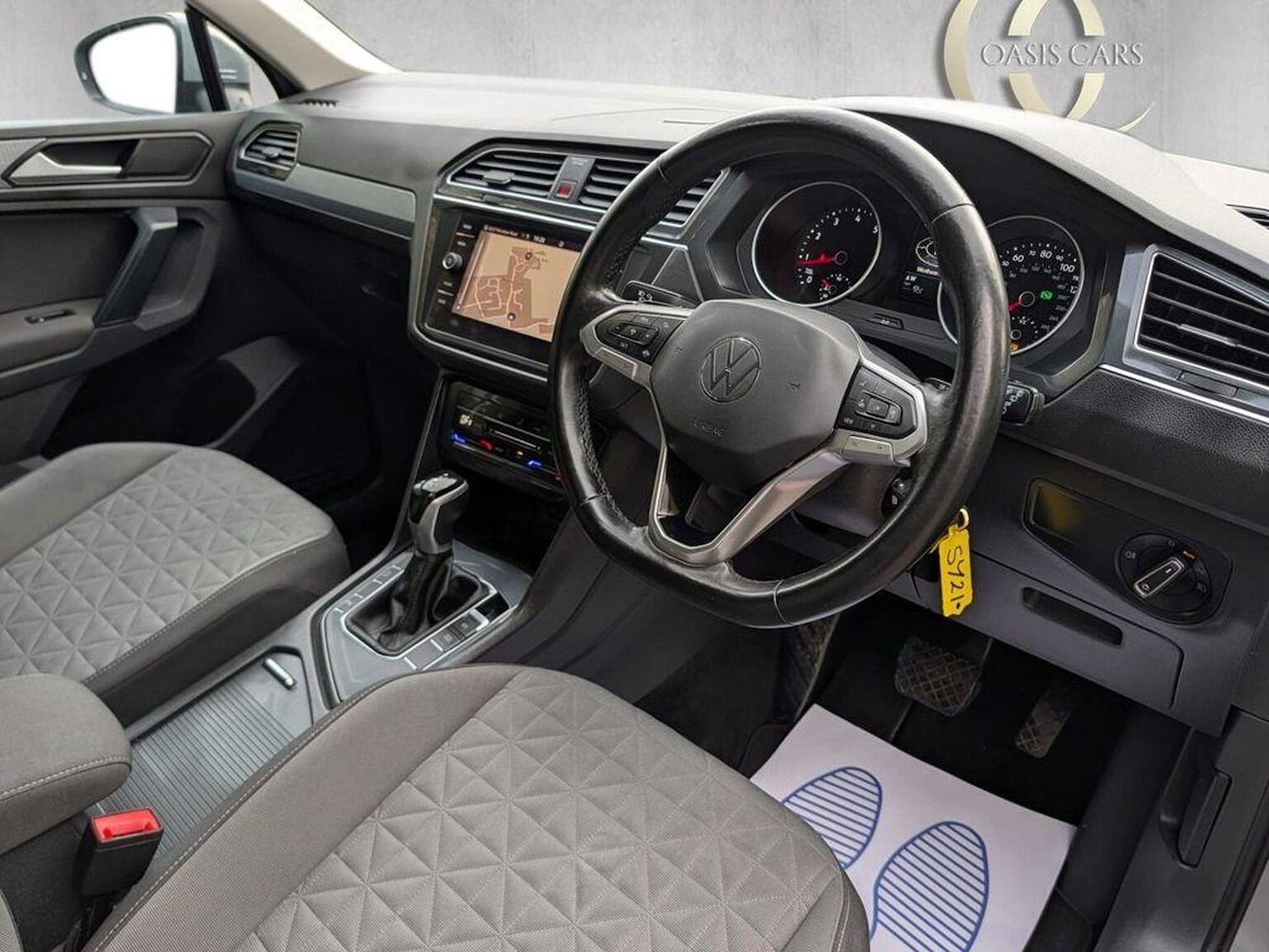 Used Volkswagen Tiguan 2021 for sale - 76911158: Photo 2