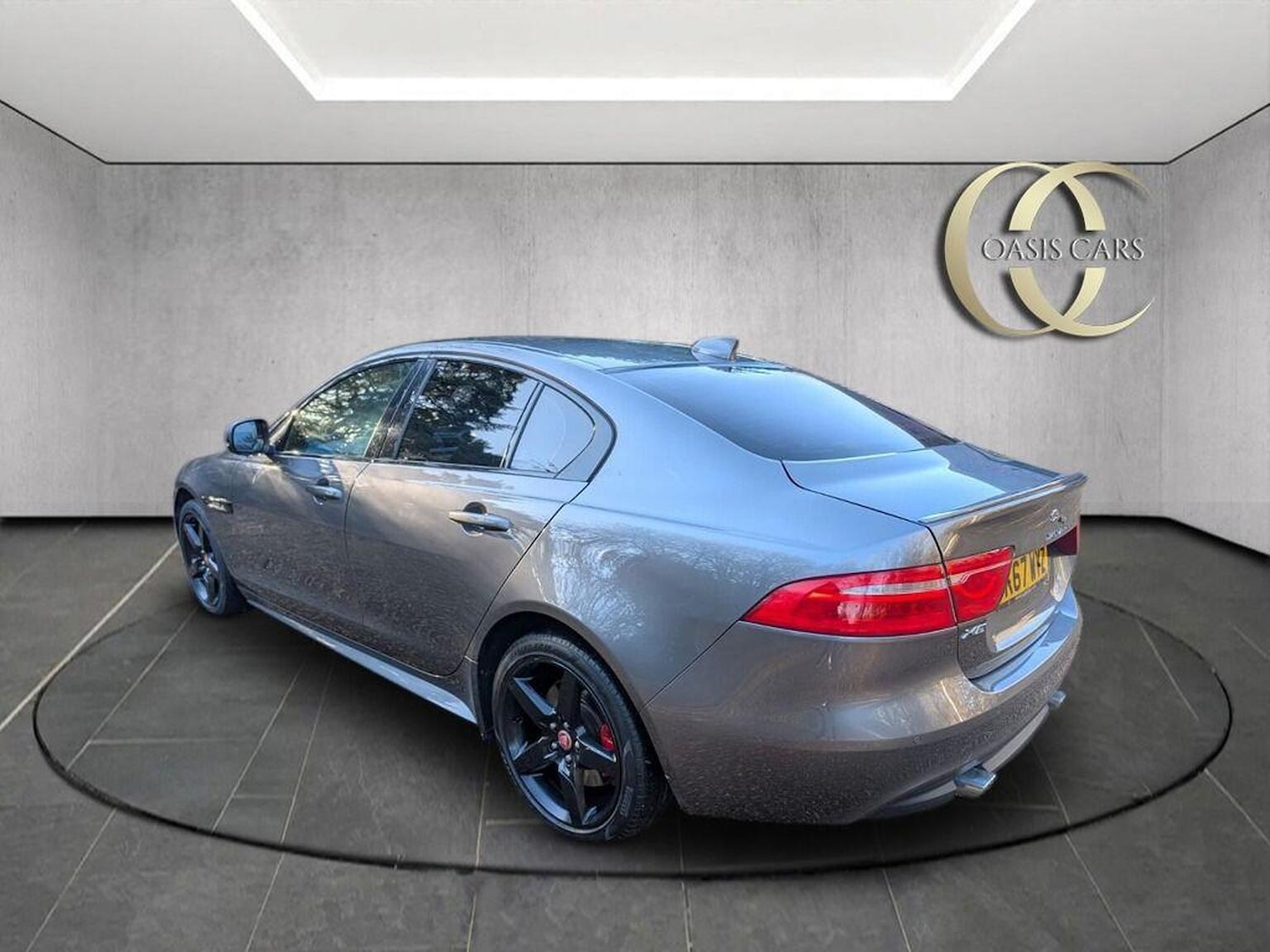 Used Jaguar XE 2017 for sale - 76799167: Photo 10