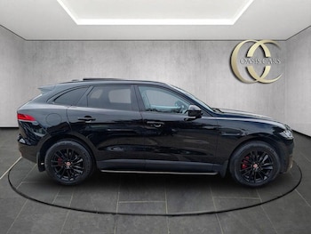 Used Jaguar F-Pace 2018 for sale - 76082780: Photo 4