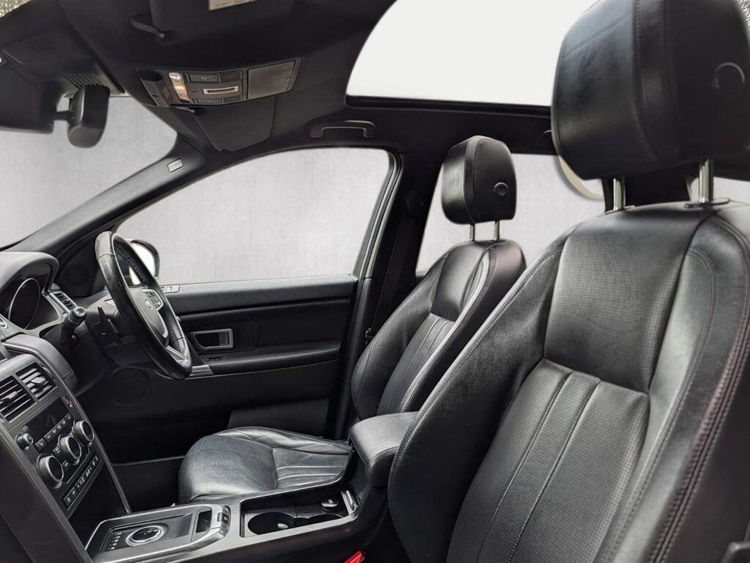 Used Land Rover Discovery Sport 2019 for sale - 77395210: Photo 12