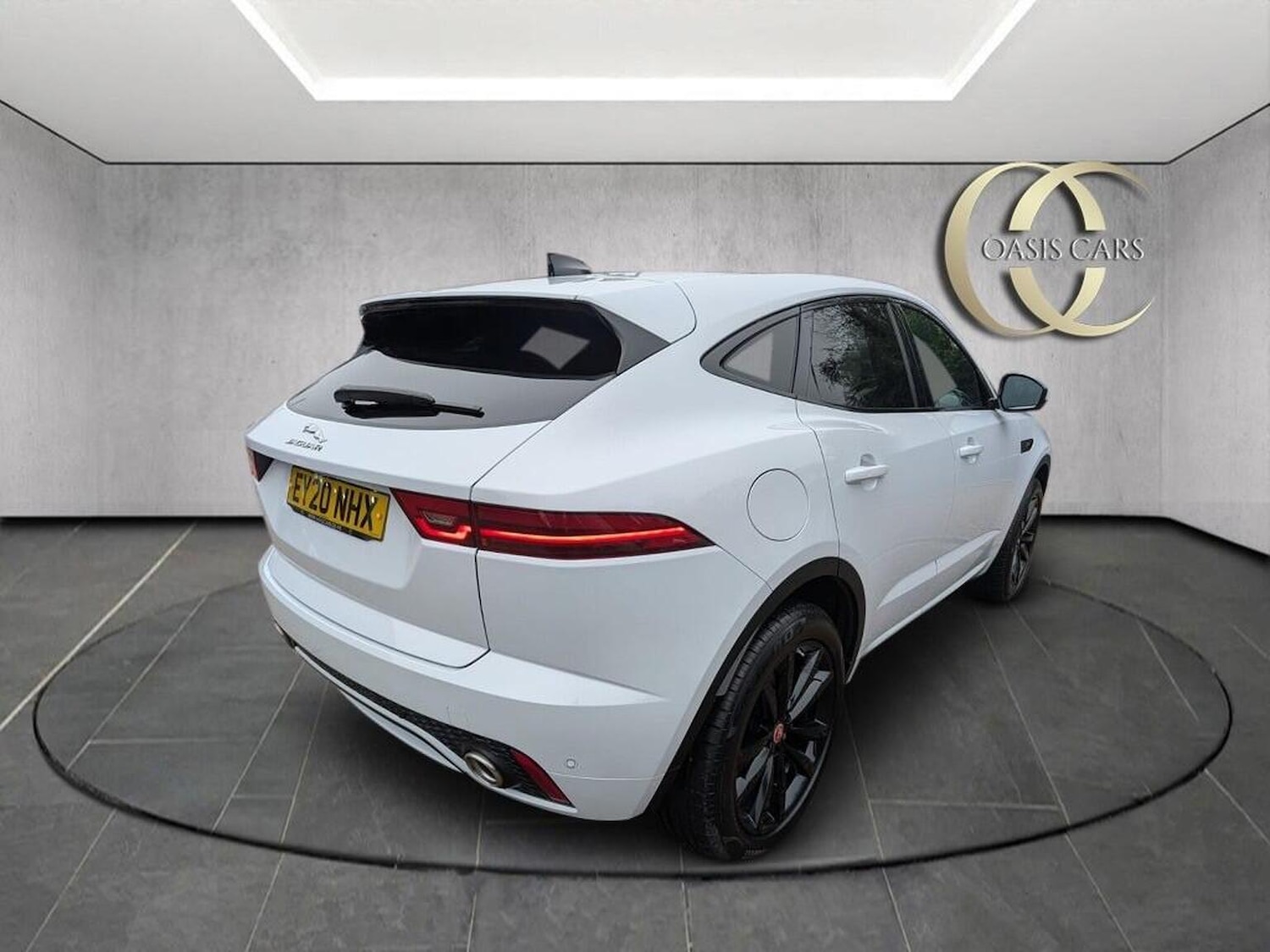 Used Jaguar E-Pace 2020 for sale - 76656192: Photo 4