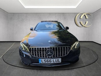 Used Mercedes-Benz E Class 2016 for sale - 77977038: Photo