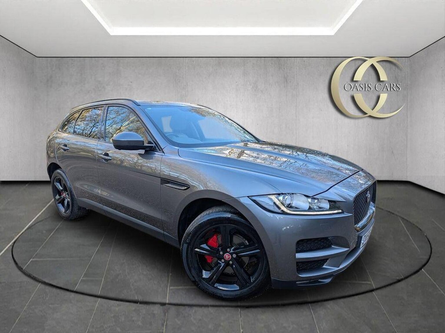 Used Jaguar F-Pace 2016 for sale - 76896956: Photo 1