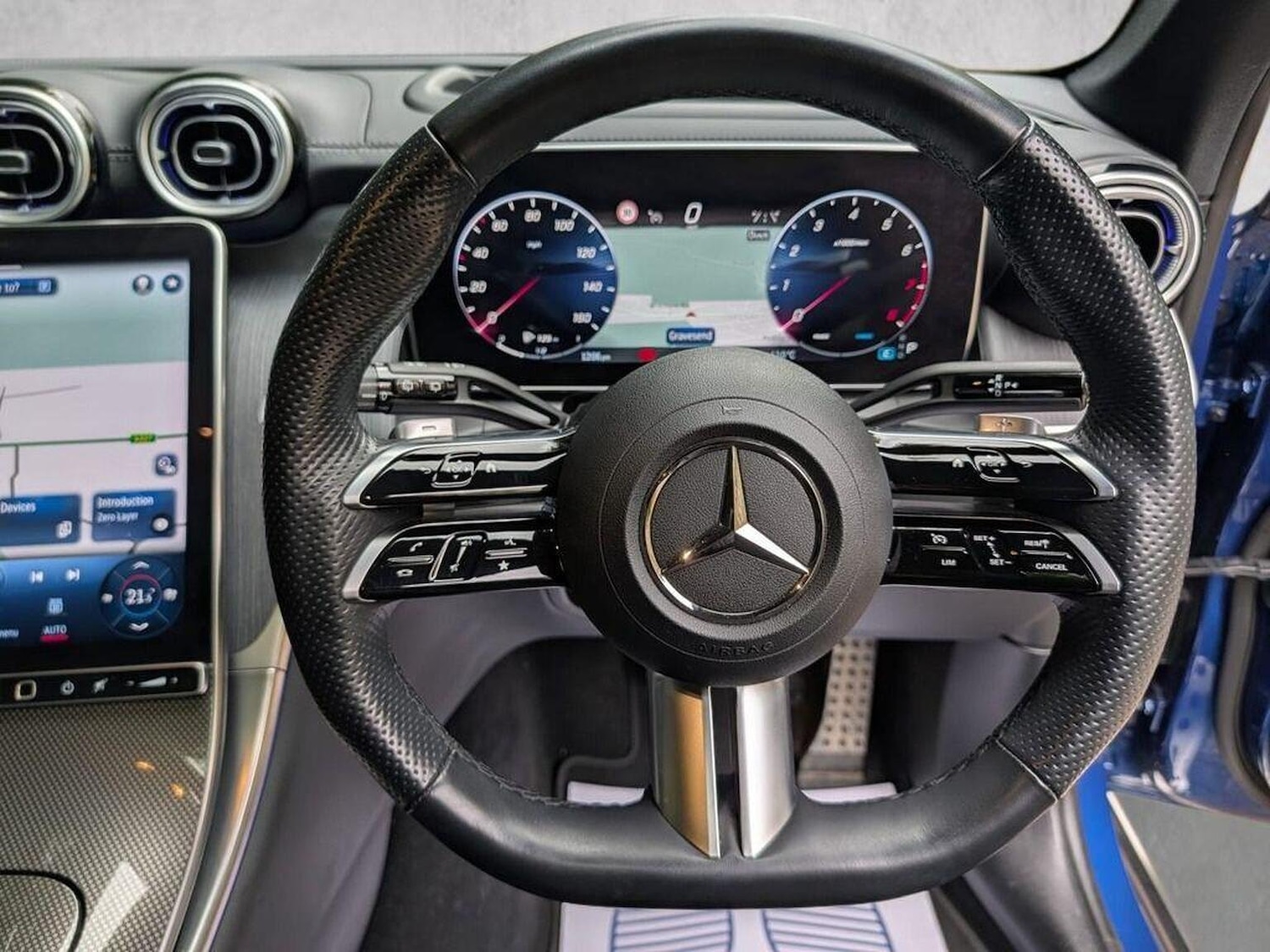 Used Mercedes-Benz GLC 2023 for sale - 76082615: Photo 6