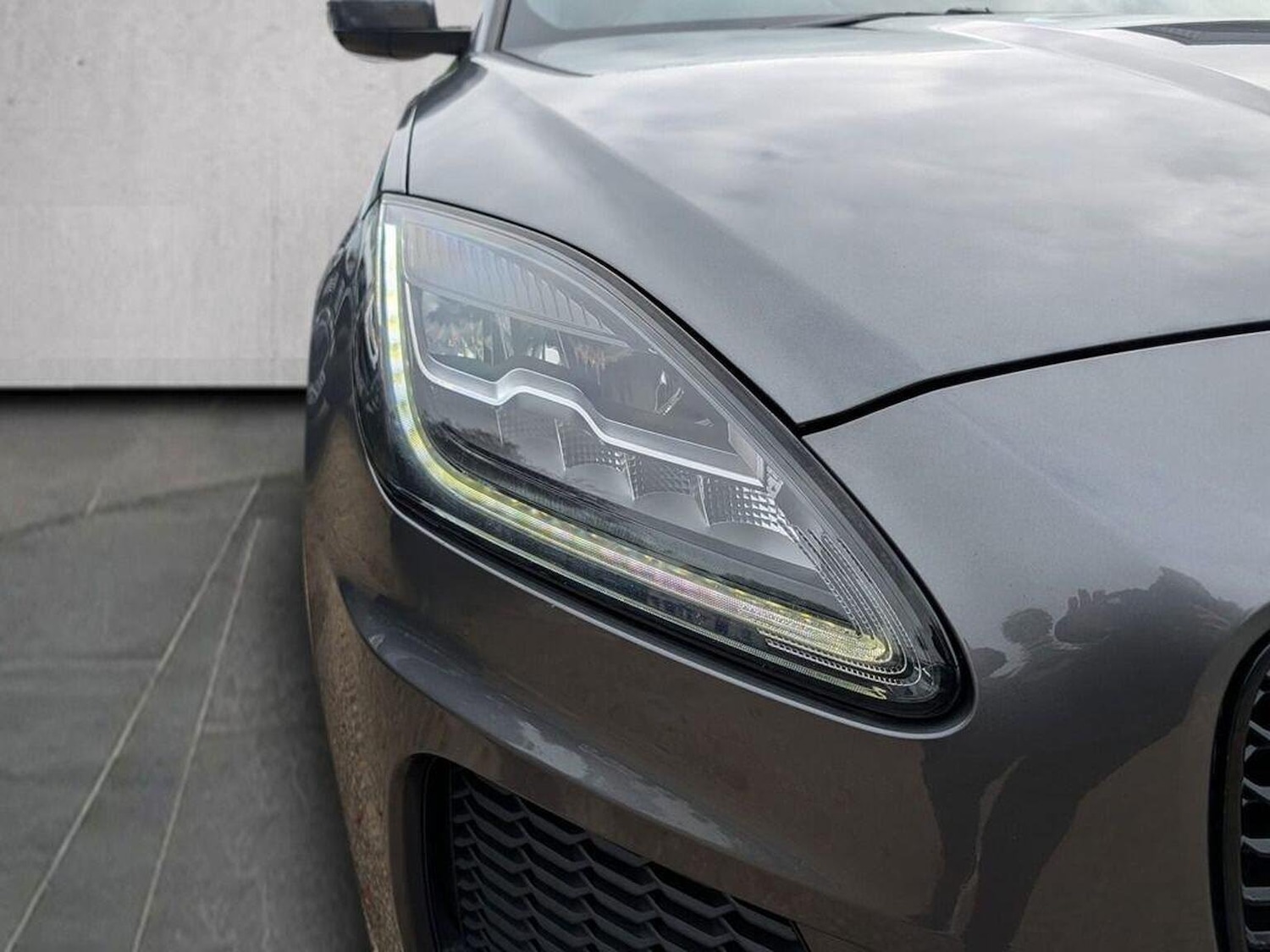 Used Jaguar E-Pace 2020 for sale - 76397113: Photo 8