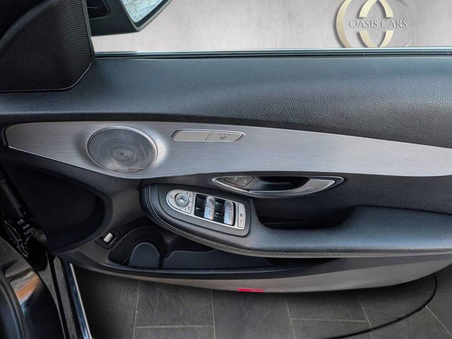 Used Mercedes-Benz C Class 2019 for sale - 77118612: Photo 8