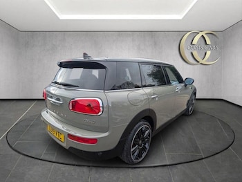 Used MINI Clubman 2019 for sale - 77251143: Photo