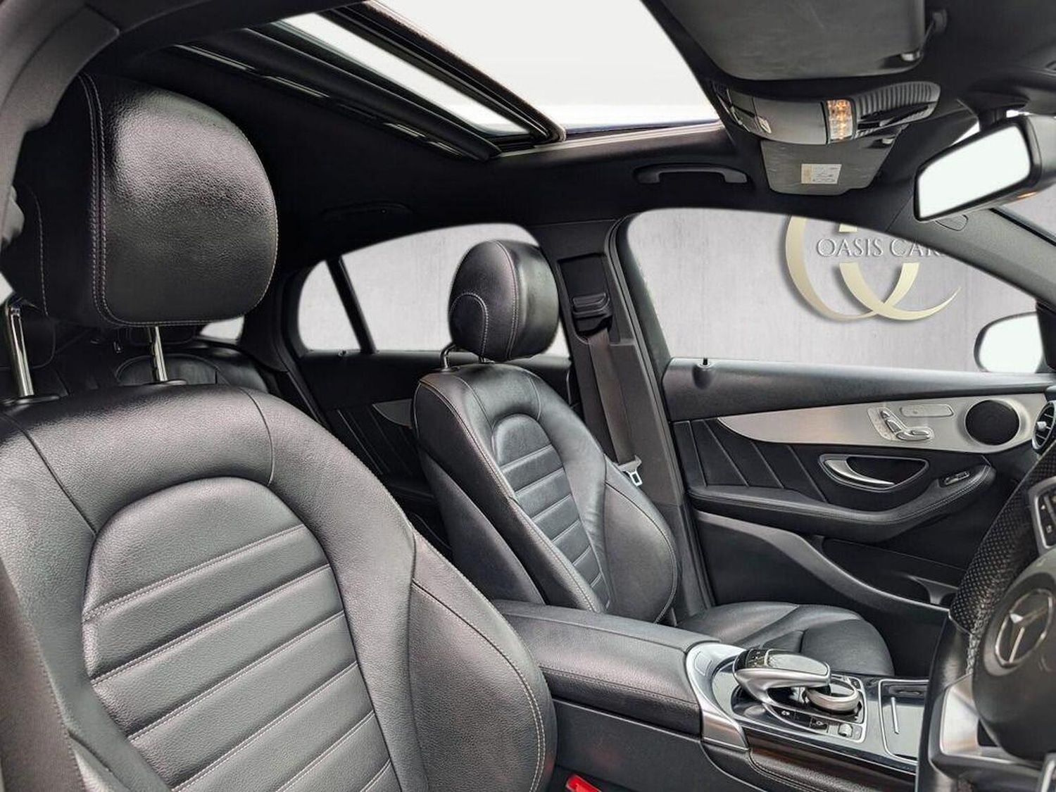 Used Mercedes-Benz GLC 2017 for sale - 76656198: Photo 2