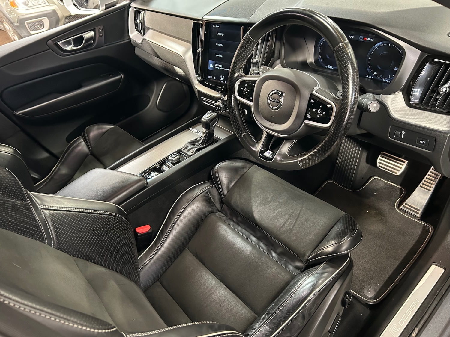 Used Volvo XC60 2019 for sale - 76476717: Photo 9