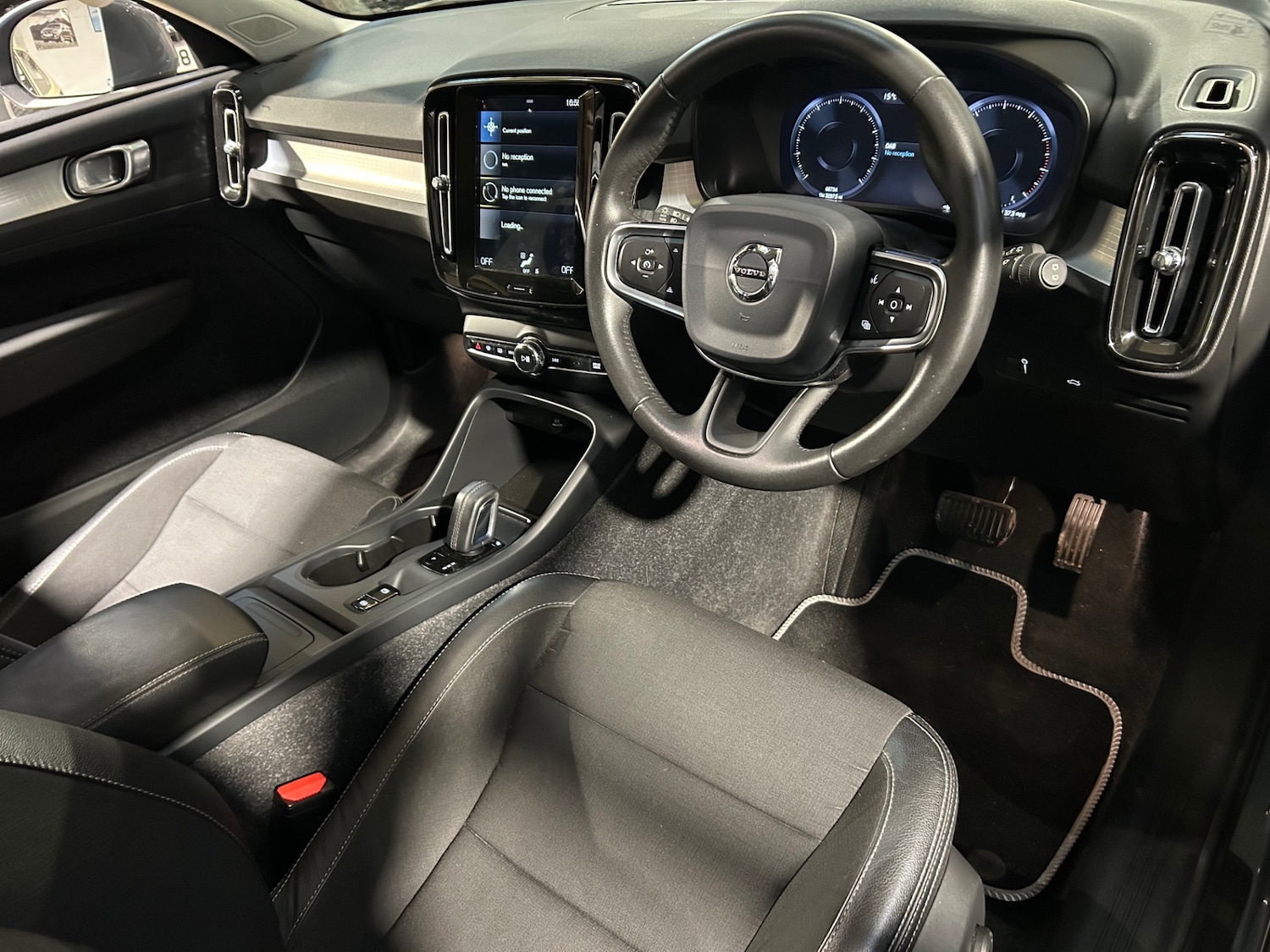 Used Volvo XC40 2019 for sale - 76393507: Photo 9