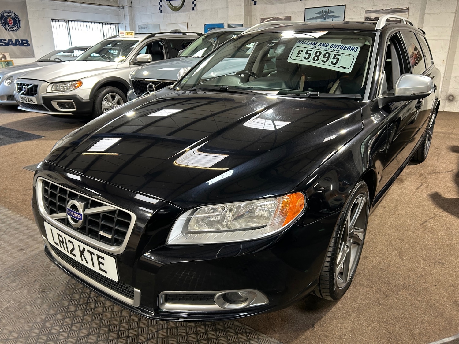 Used Volvo V70 2012 for sale - 76421930: Photo 1