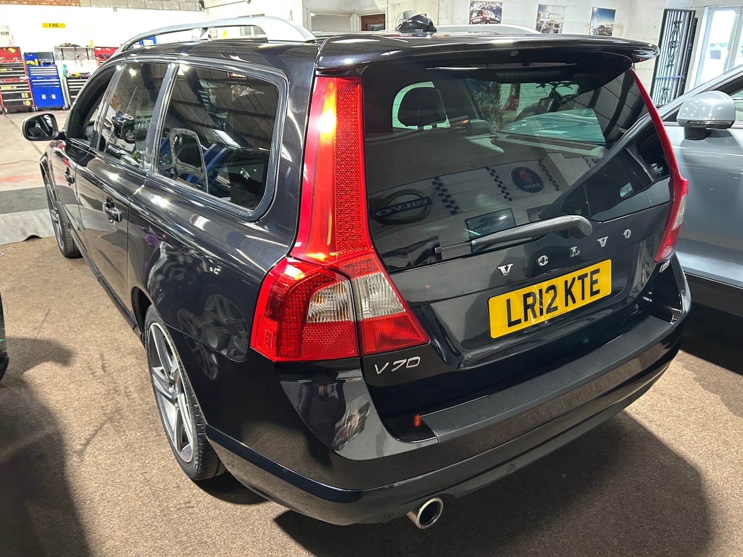 Used Volvo V70 2012 for sale - 76421930: Photo 4