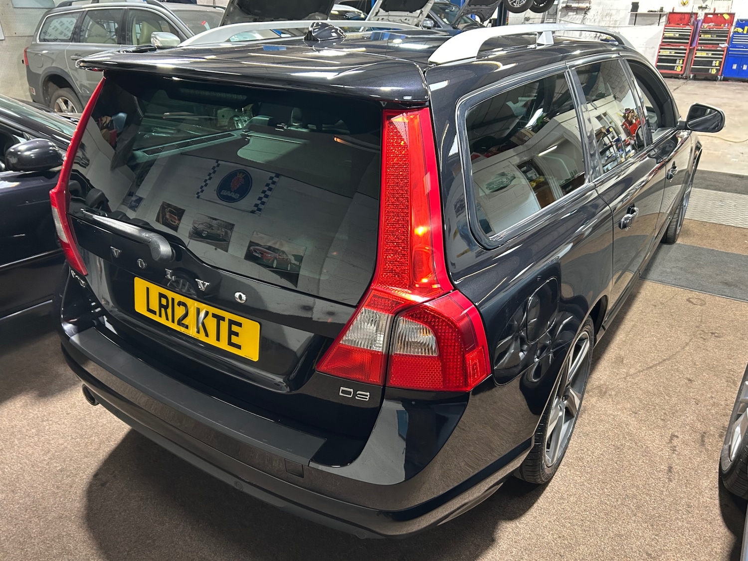Used Volvo V70 2012 for sale - 76421930: Photo 5