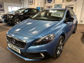 2016 (16) - D2 [120] Cross Country Lux Nav 5dr