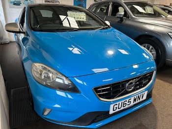 Used Volvo V40 2015 for sale - 78410049: Photo