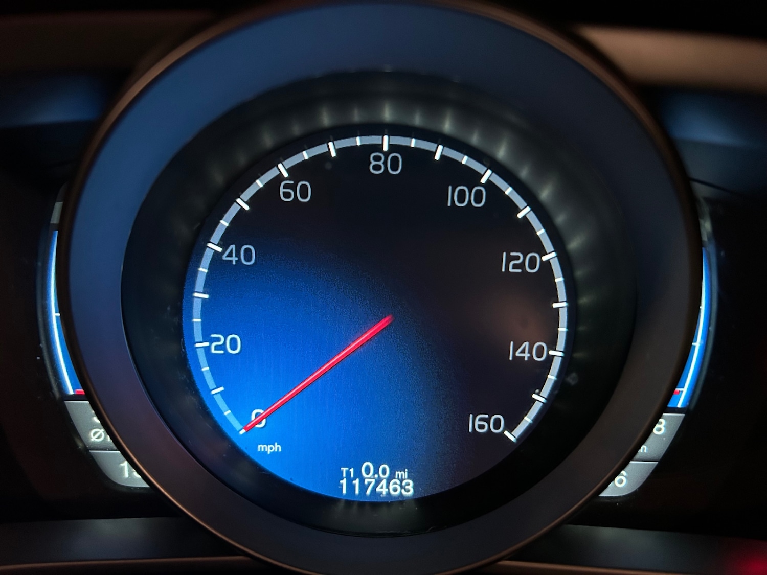 Used Volvo V40 2014 for sale - 77665148: Photo 10