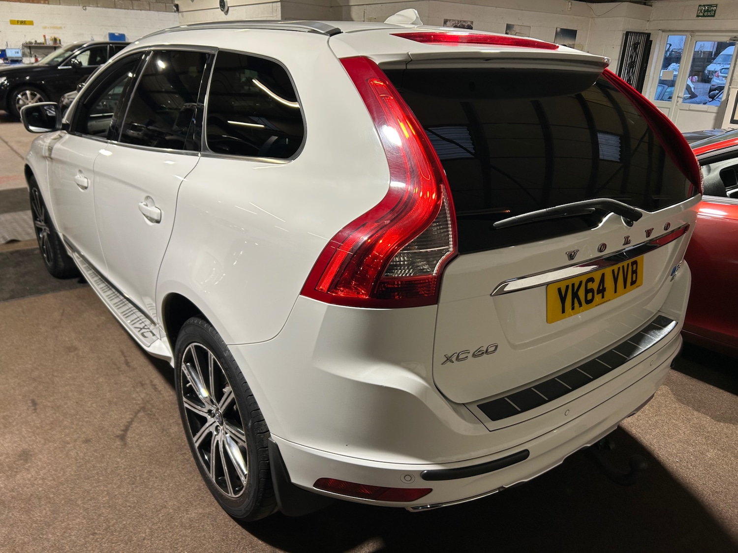Used Volvo XC60 2014 for sale - 77285791: Photo 4