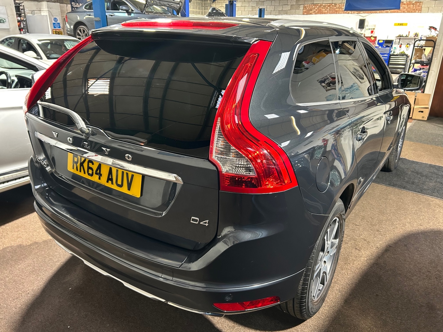 Used Volvo XC60 2014 for sale - 77353629: Photo 6