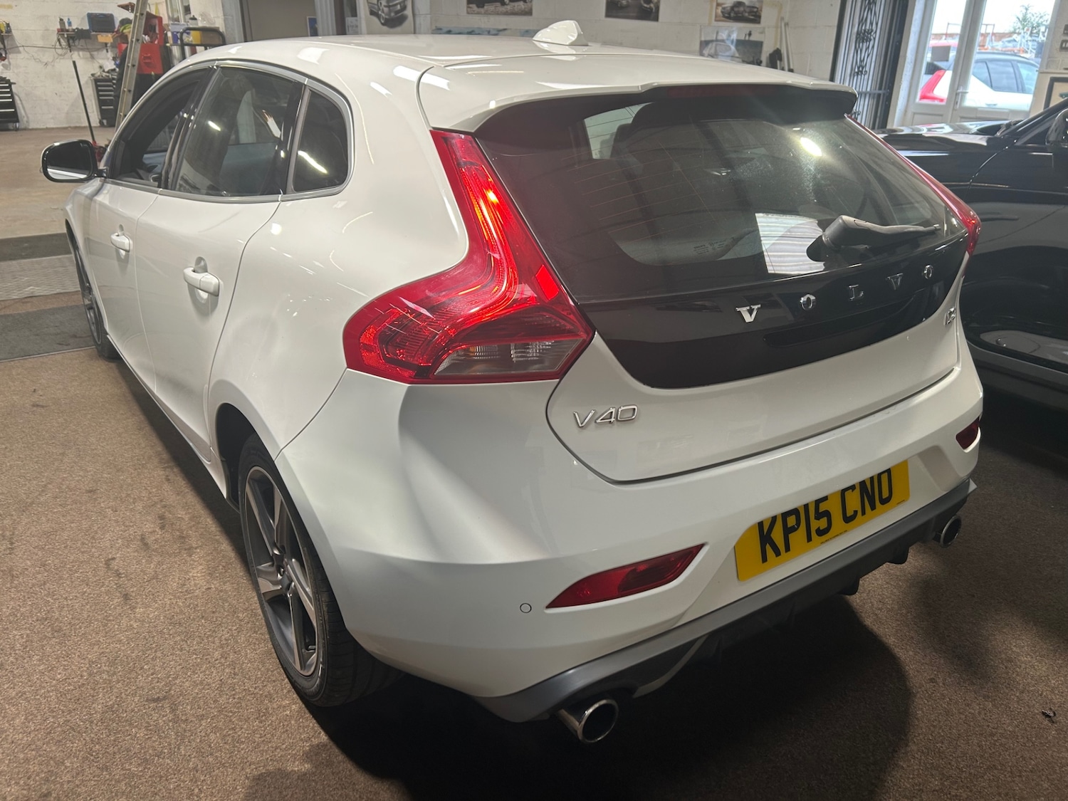 Used Volvo V40 2015 for sale - 78092905: Photo 4