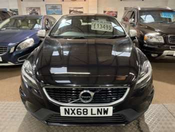 Used Volvo V40 2018 for sale - 70671470: Photo