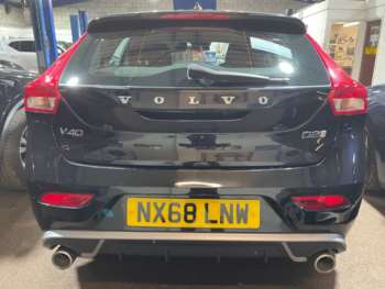 Used Volvo V40 2018 for sale - 70671470: Photo