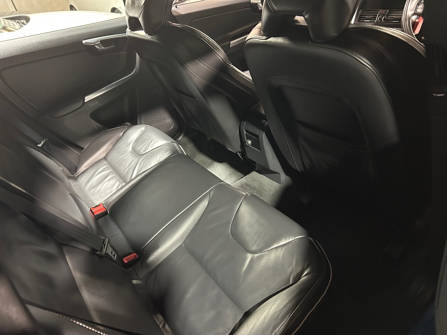 Used Volvo XC60 2017 for sale - 77300656: Photo 8