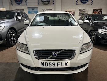 Used Volvo S40 2010 for sale - 76762469: Photo