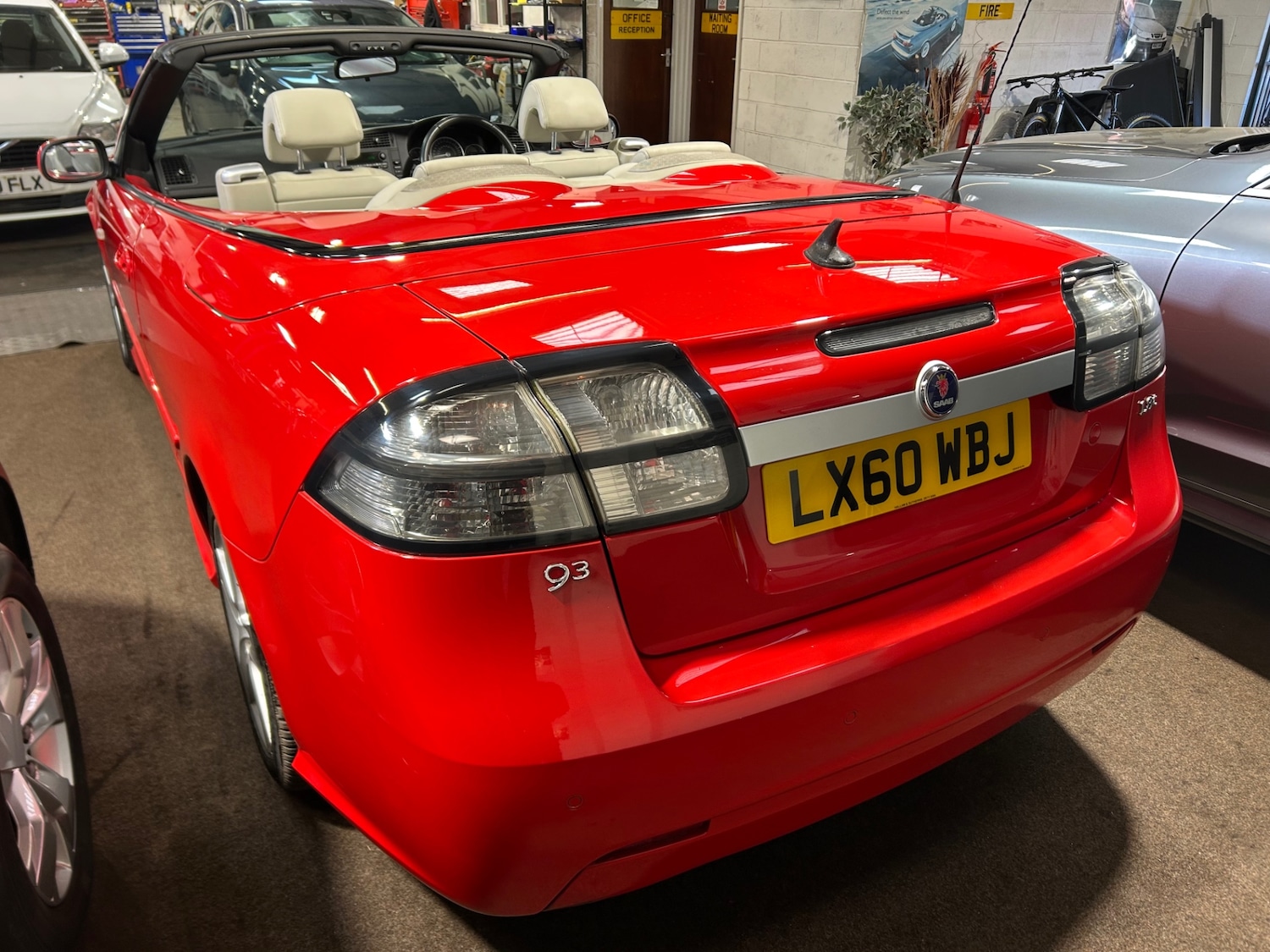 Used Saab 9-3 2010 for sale - 76693646: Photo 4