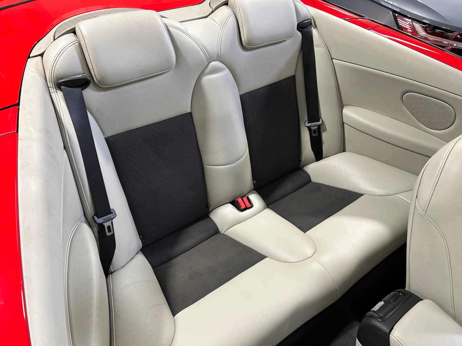 Used Saab 9-3 2010 for sale - 76693646: Photo 9