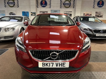 Used Volvo V40 2017 for sale - 77201039: Photo