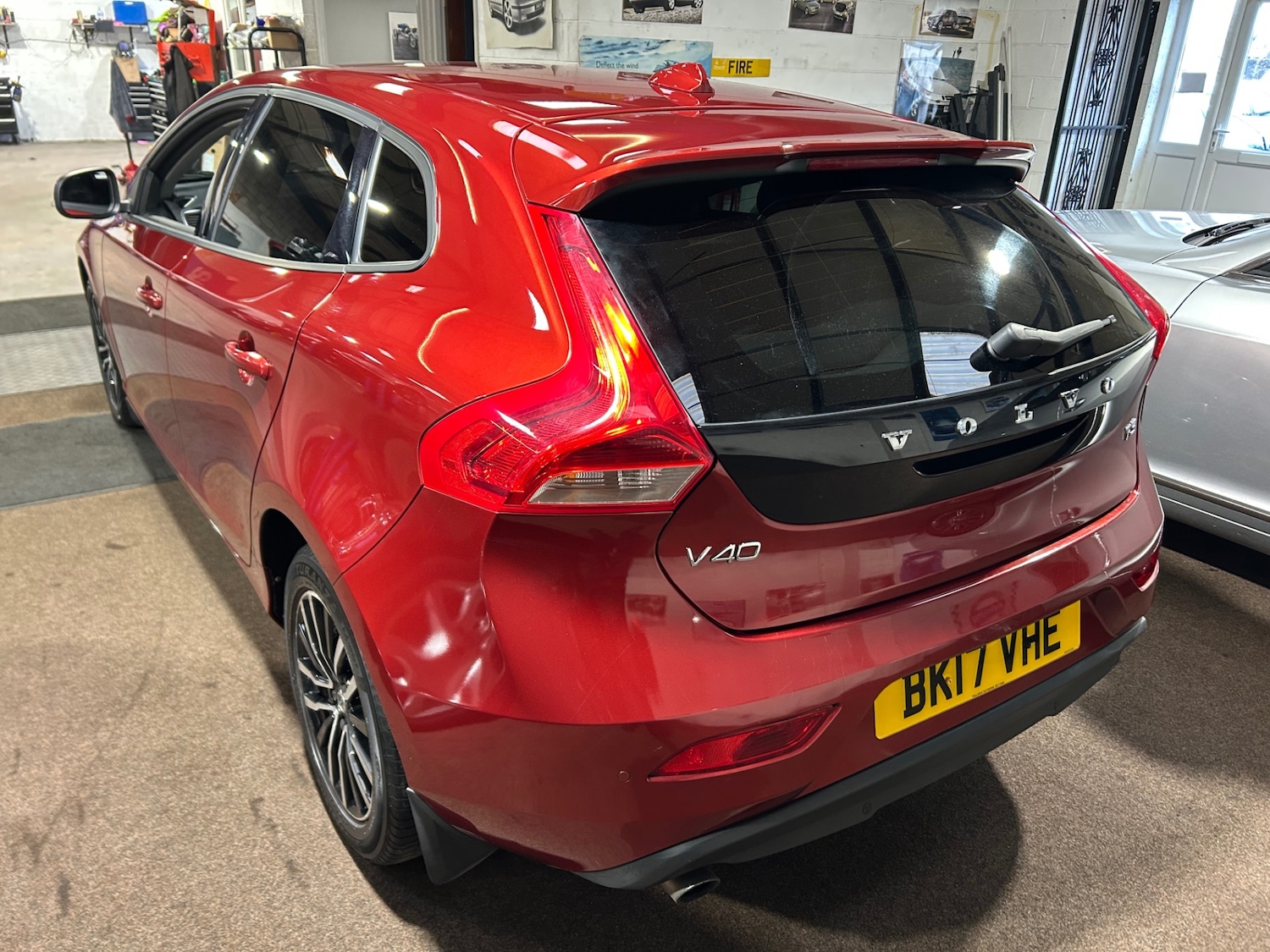 Used Volvo V40 2017 for sale - 77201039: Photo 6