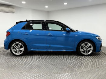 Used Audi A1 2020 for sale - 76214052: Photo 2