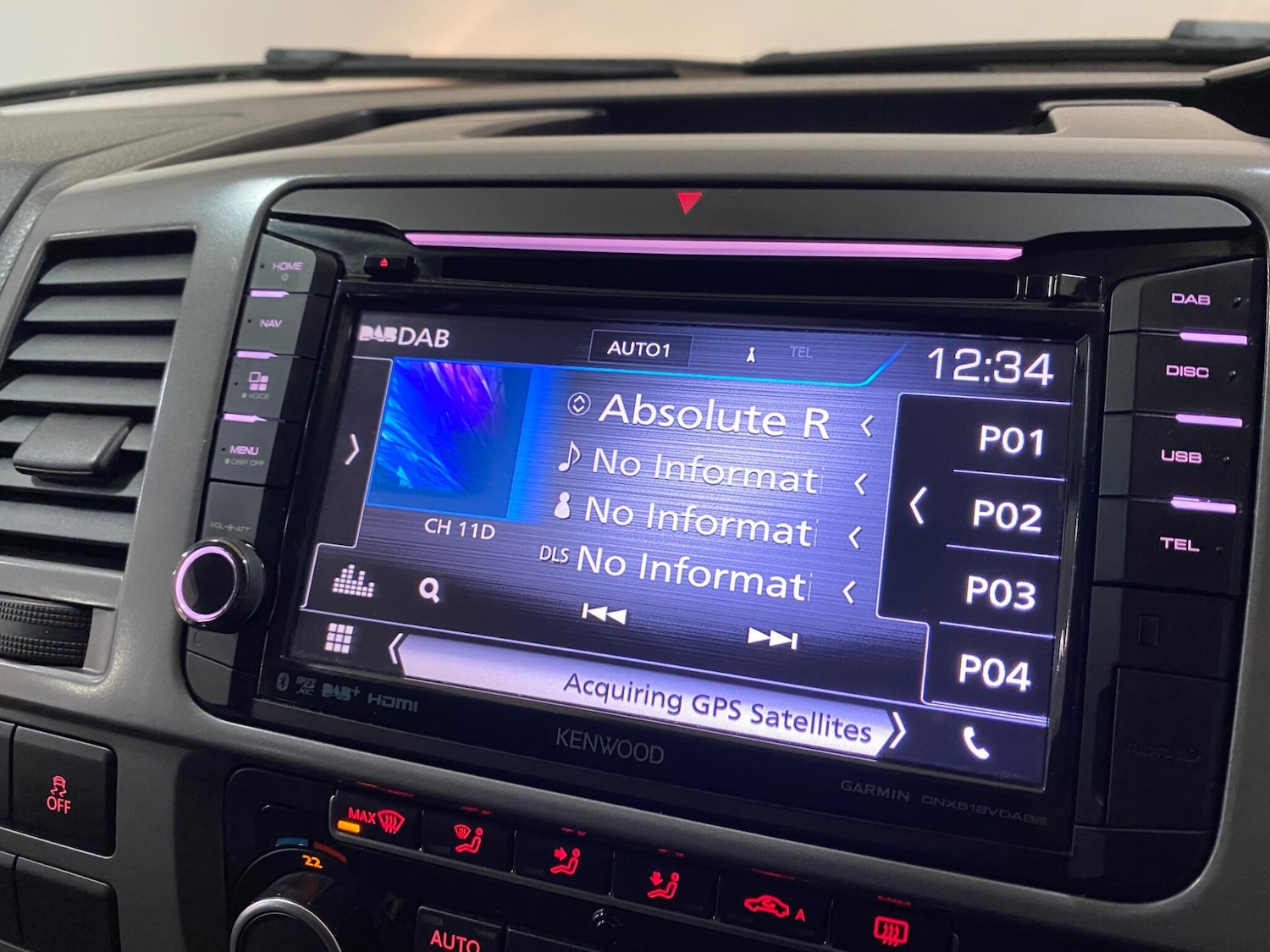 Used Volkswagen Transporter Shuttle 2015 for sale - 77143091: Photo 22