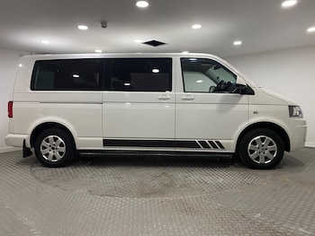 Used Volkswagen Transporter Shuttle 2015 for sale - 77143091: Photo