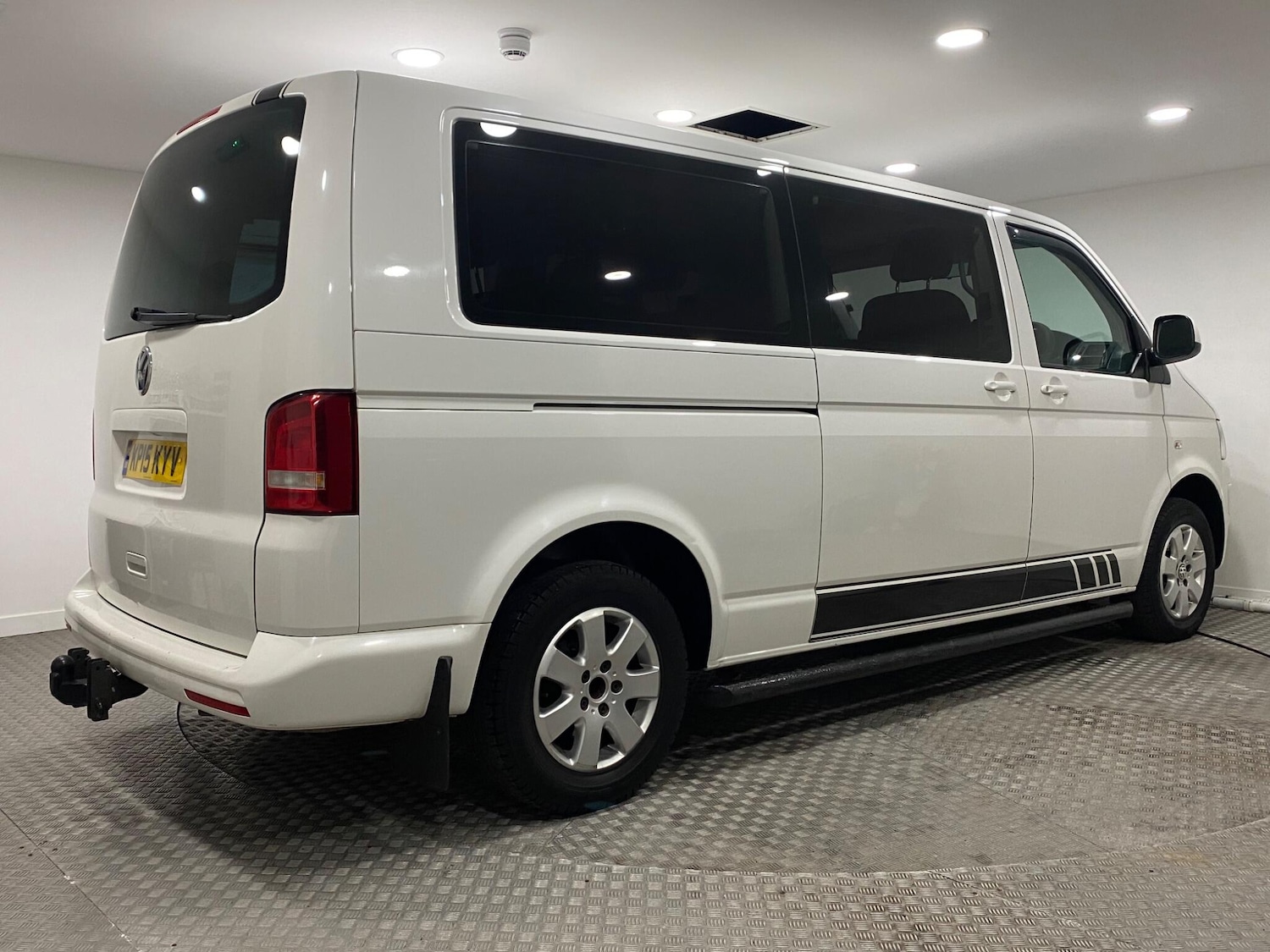 Used Volkswagen Transporter Shuttle 2015 for sale - 77143091: Photo 3
