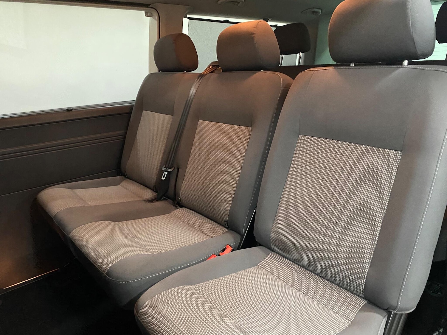 Used Volkswagen Transporter Shuttle 2015 for sale - 77143091: Photo 34