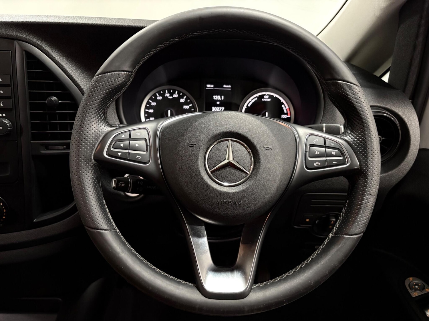 Used Mercedes-Benz Vito 2021 for sale - 77537158: Photo 13