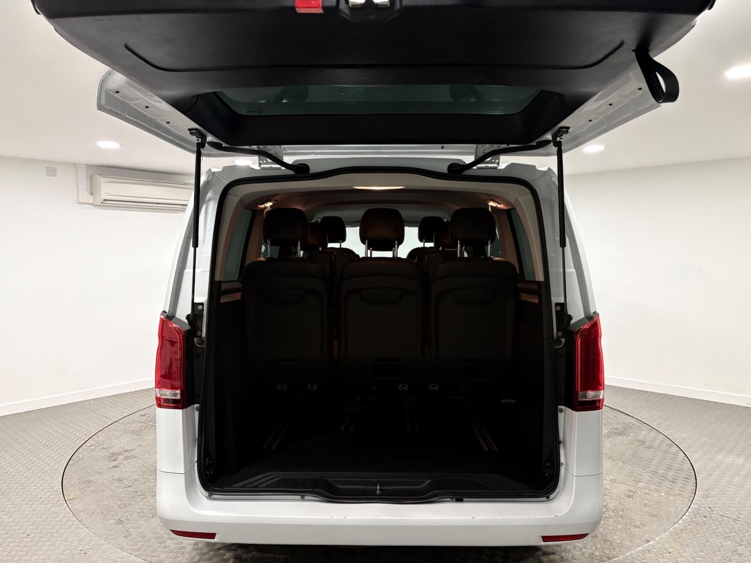 Used Mercedes-Benz Vito 2021 for sale - 77537158: Photo 39