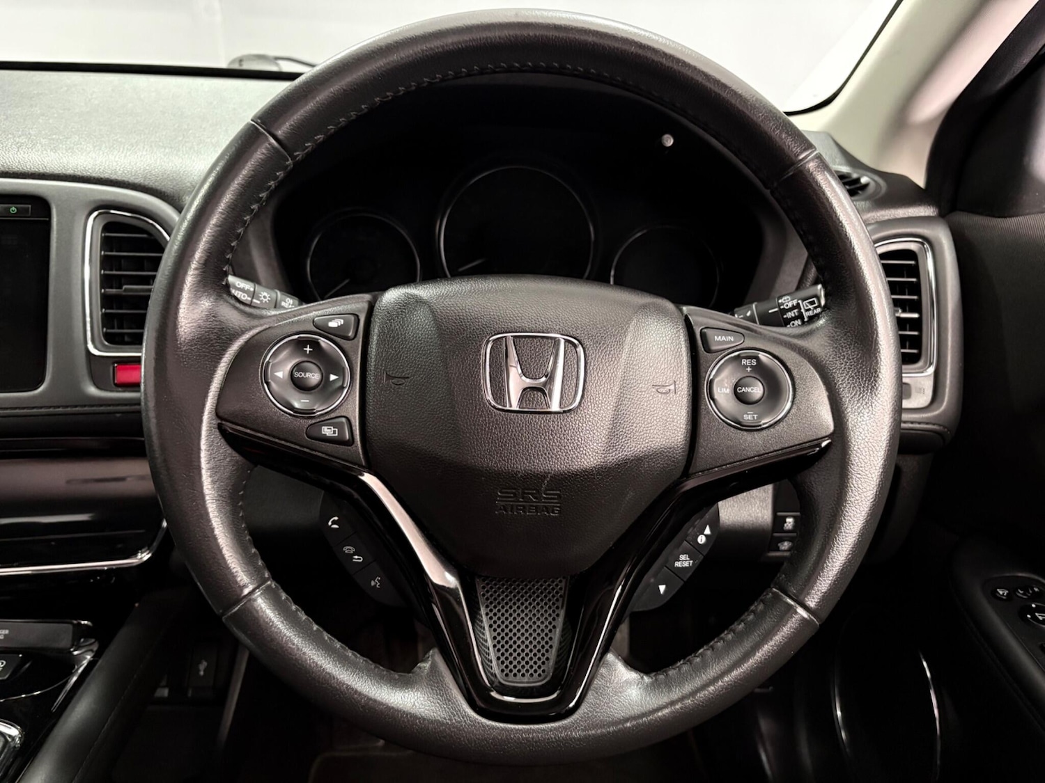 Used Honda HR-V 2018 for sale - 78007649: Photo 13