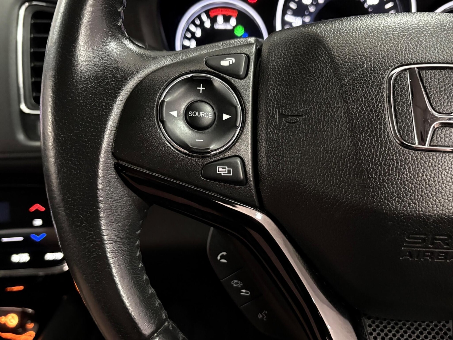 Used Honda HR-V 2018 for sale - 78007649: Photo 16