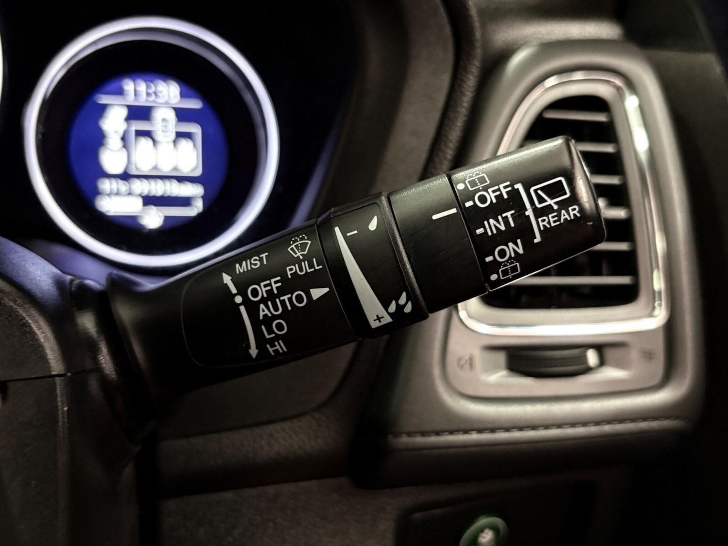 Used Honda HR-V 2018 for sale - 78007649: Photo 19