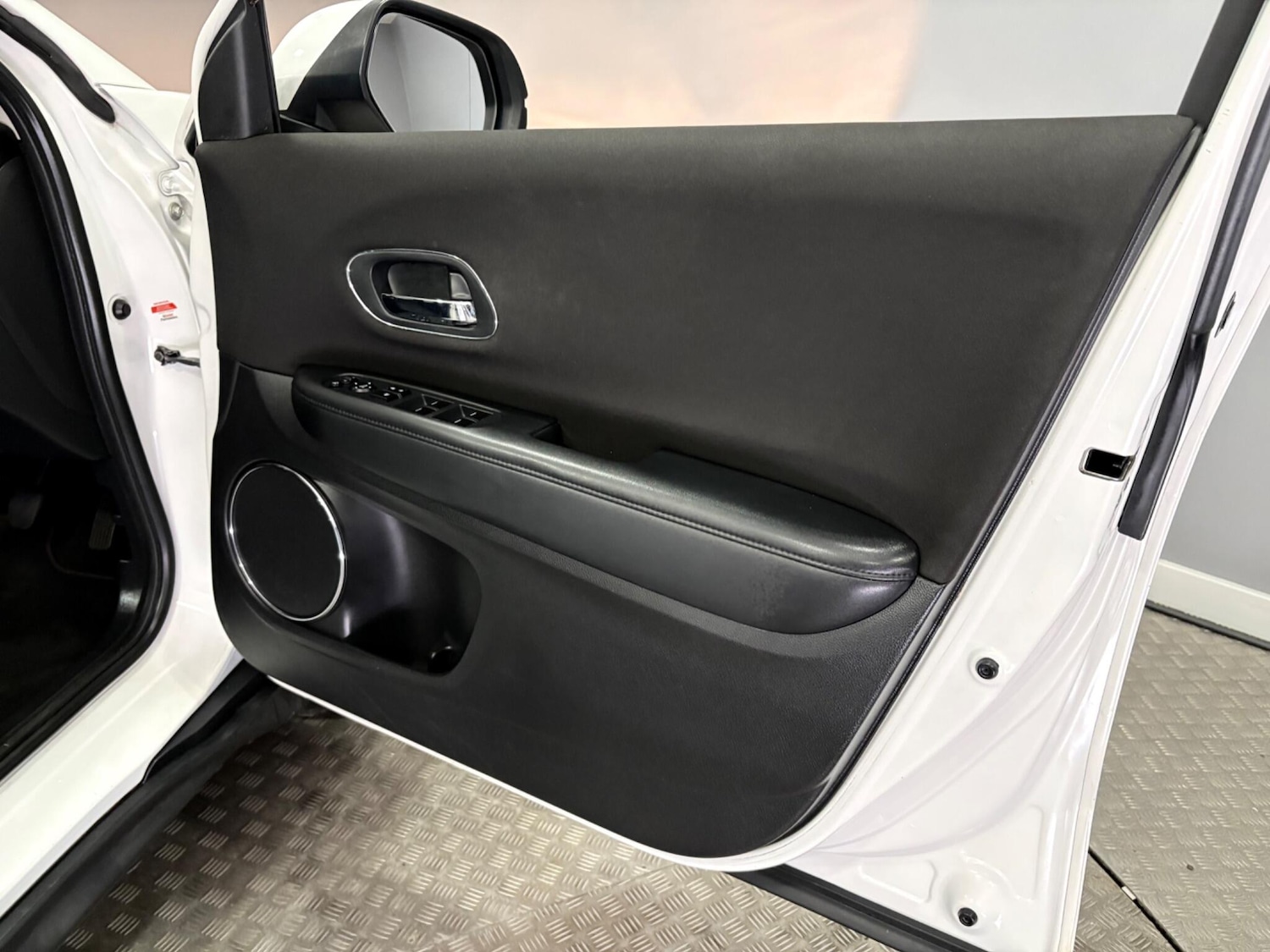 Used Honda HR-V 2018 for sale - 78007649: Photo 36