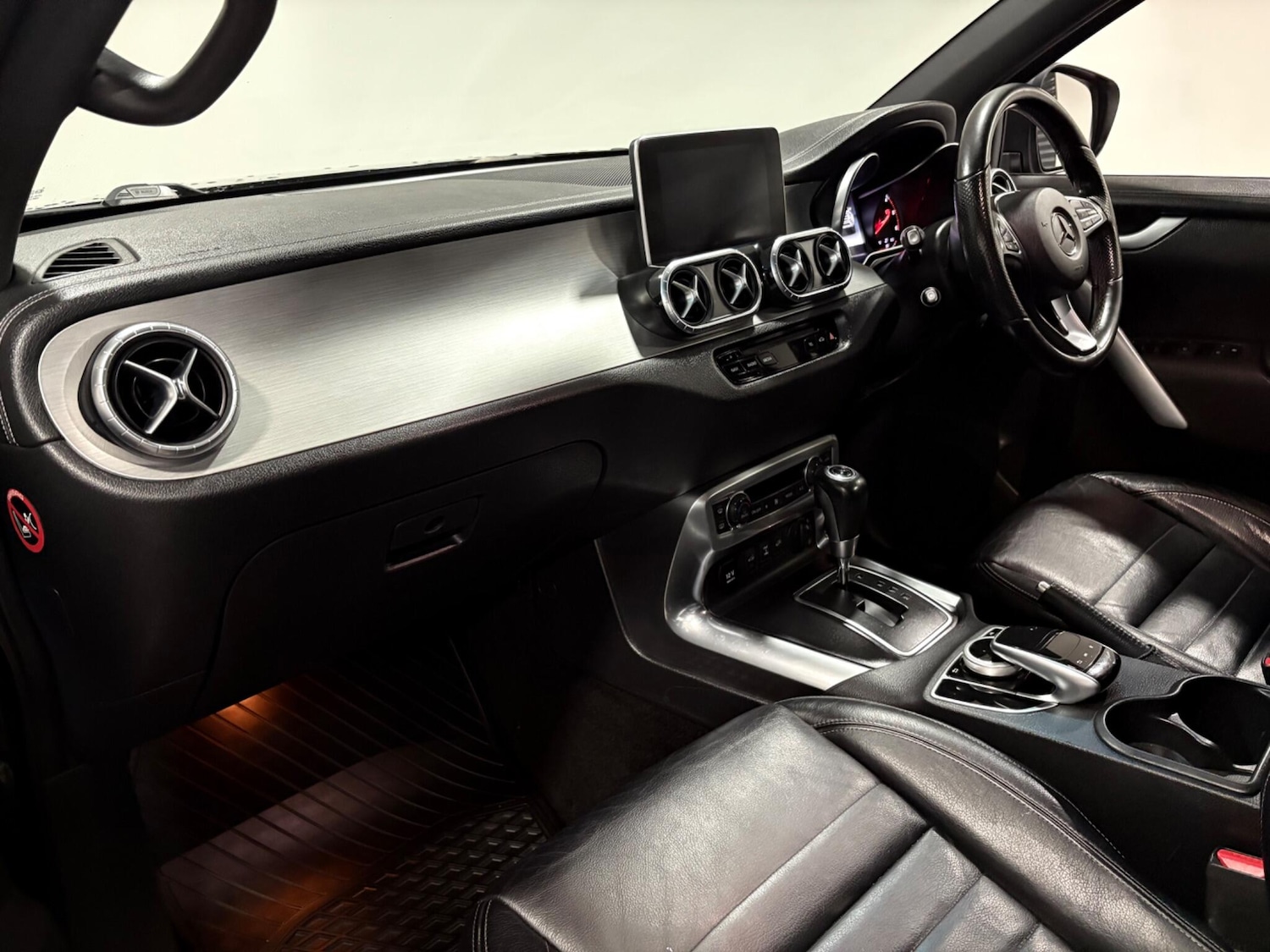 Used Mercedes-Benz X Class 2018 for sale - 77016971: Photo 11