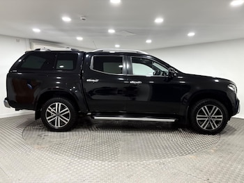 Used Mercedes-Benz X Class 2018 for sale - 77016971: Photo