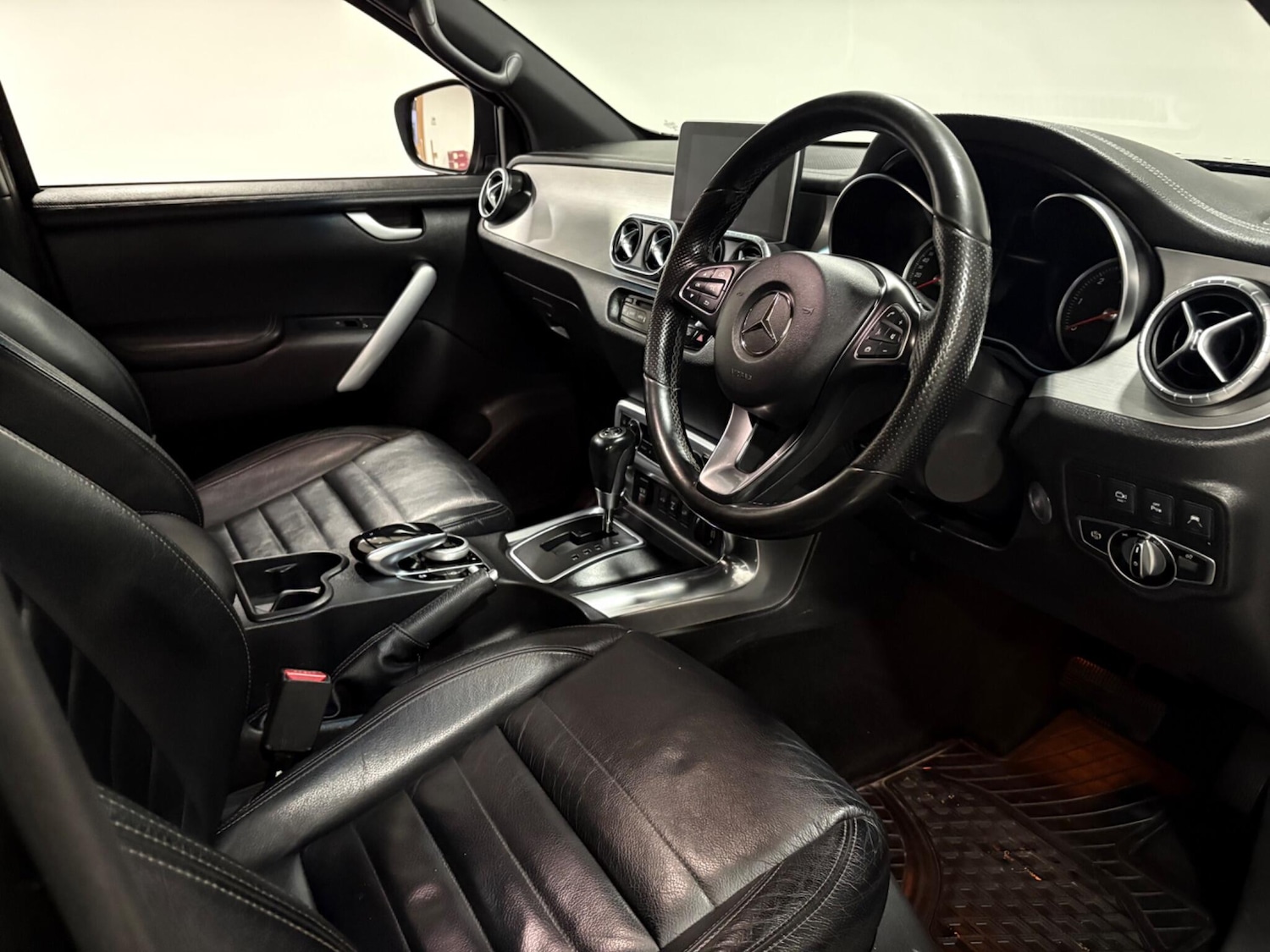 Used Mercedes-Benz X Class 2018 for sale - 77016971: Photo 9