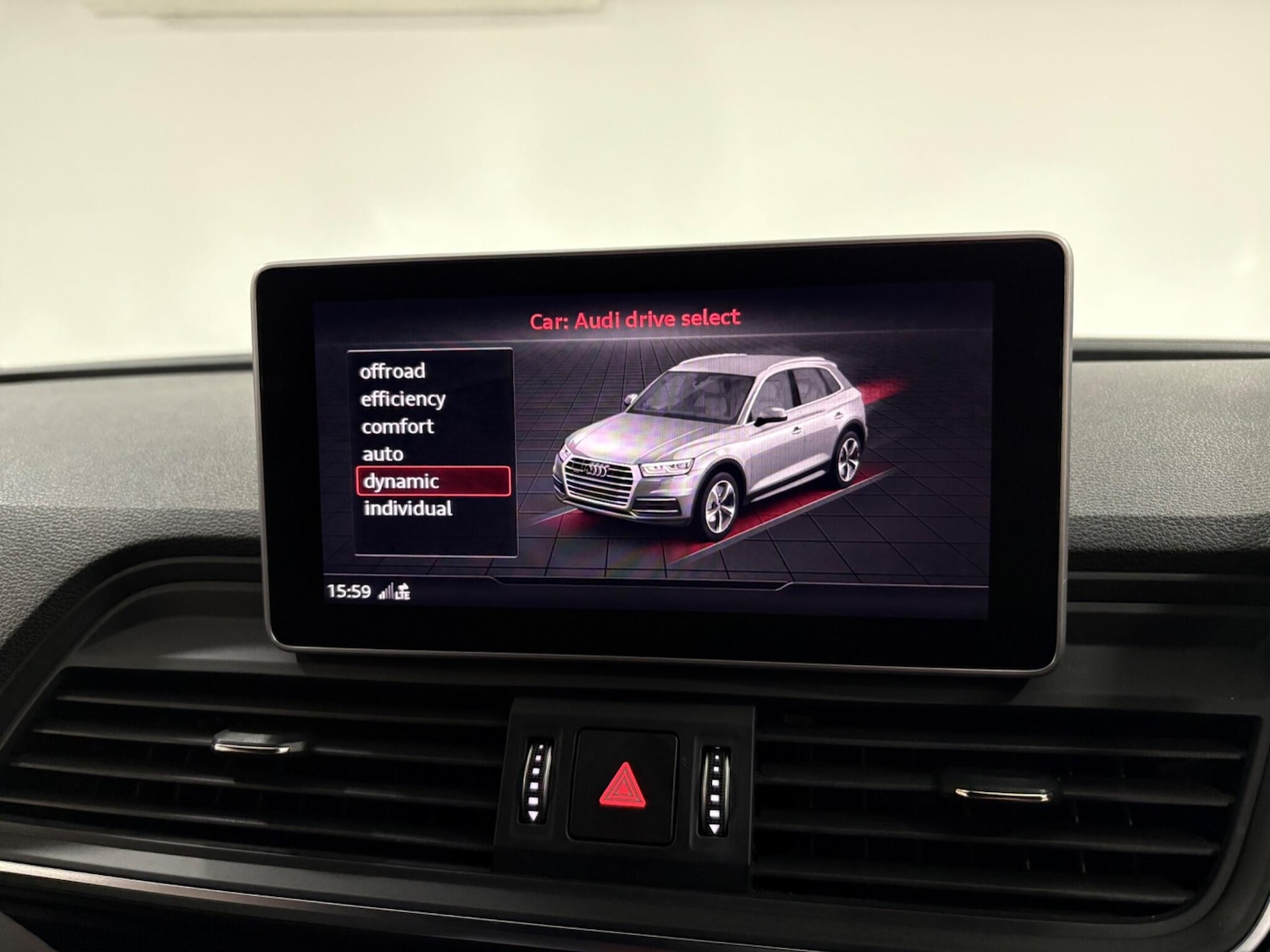 Used Audi Q5 2020 for sale - 76671609: Photo 29