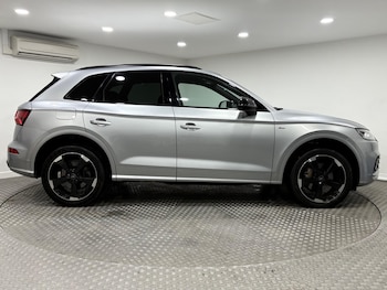 Used Audi Q5 2020 for sale - 76671609: Photo