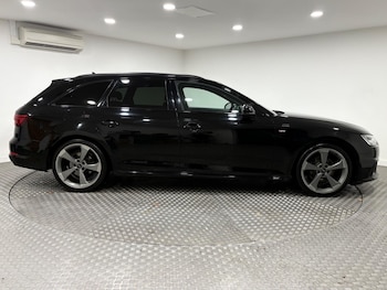Used Audi A4 Avant 2019 for sale - 76306408: Photo 2