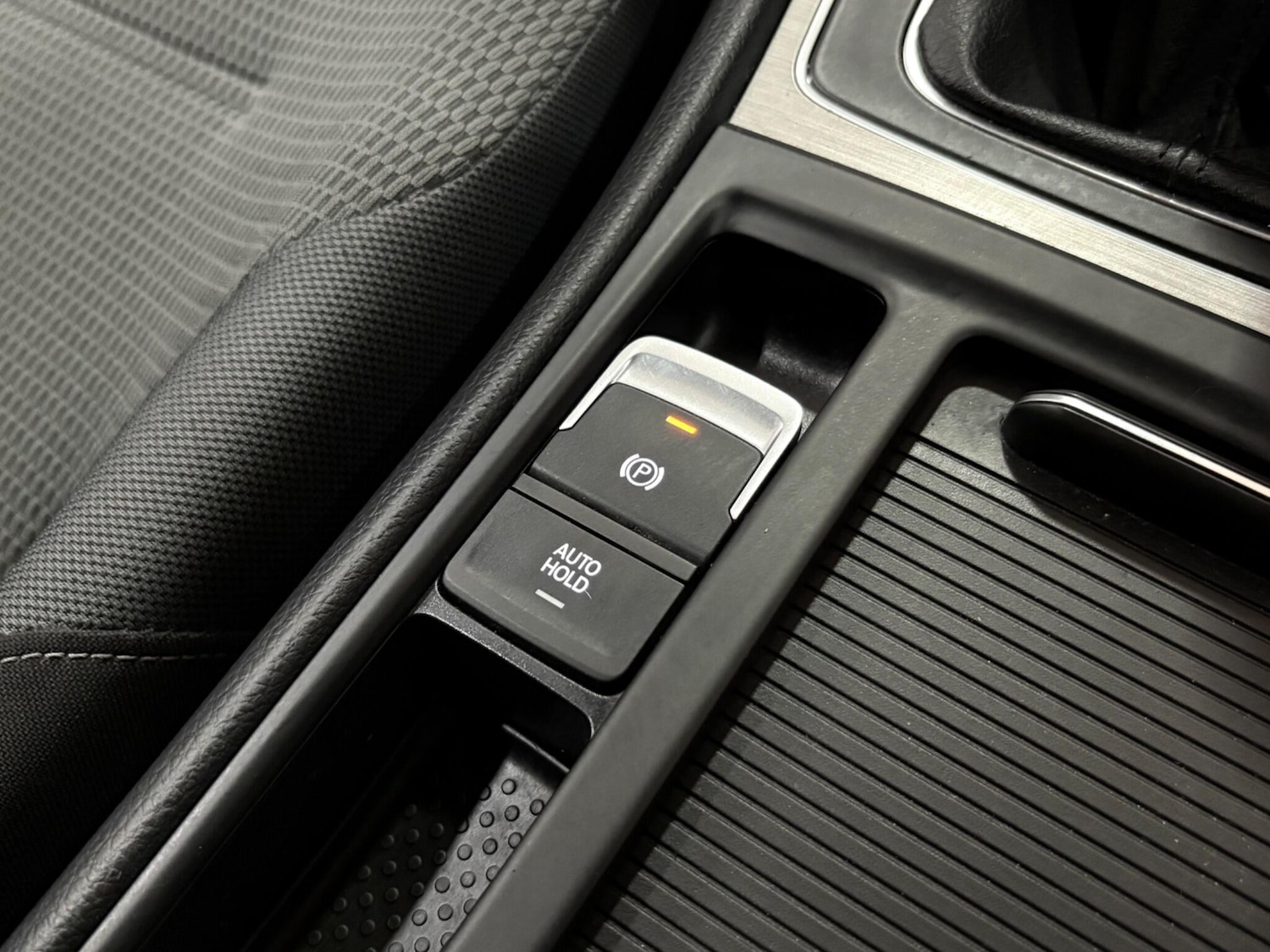 Used Volkswagen Golf 2014 for sale - 75866838: Photo 17