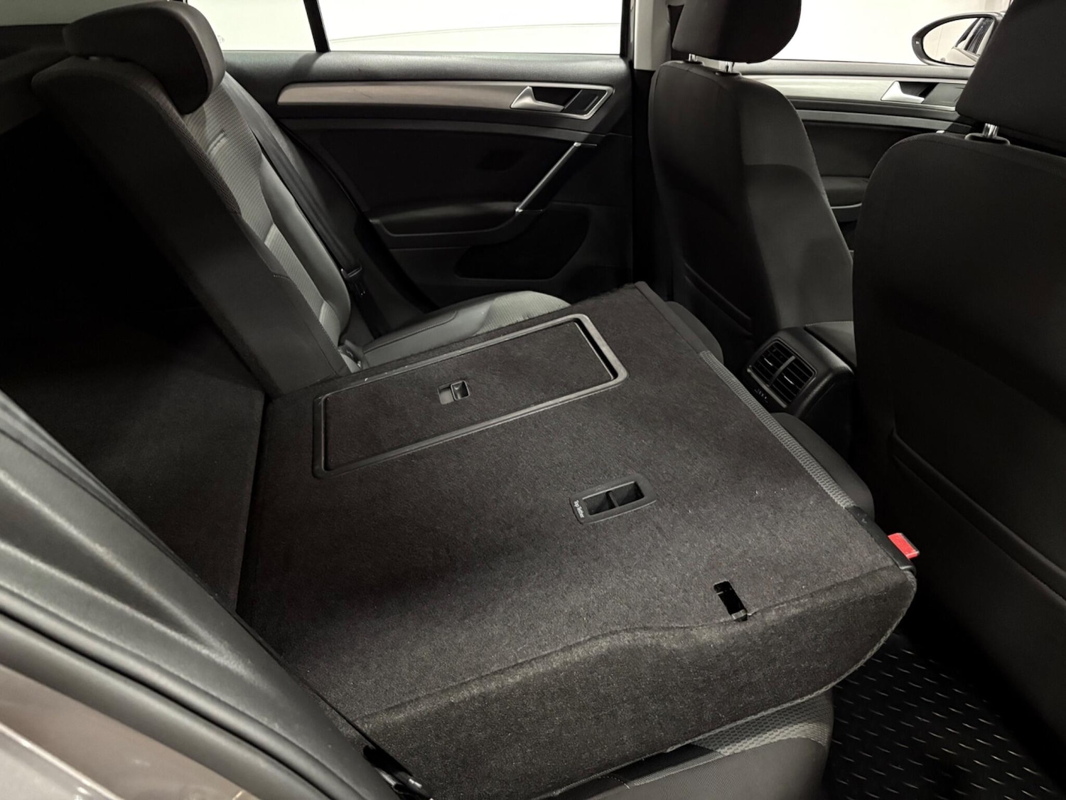 Used Volkswagen Golf 2014 for sale - 75866838: Photo 31